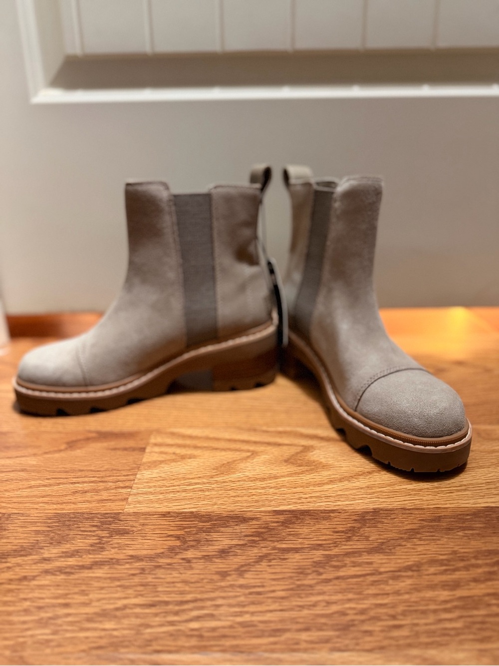 Sorel Chelsea Boots Women’s Size 7.5 – New with Tags - Picture 2 of 5